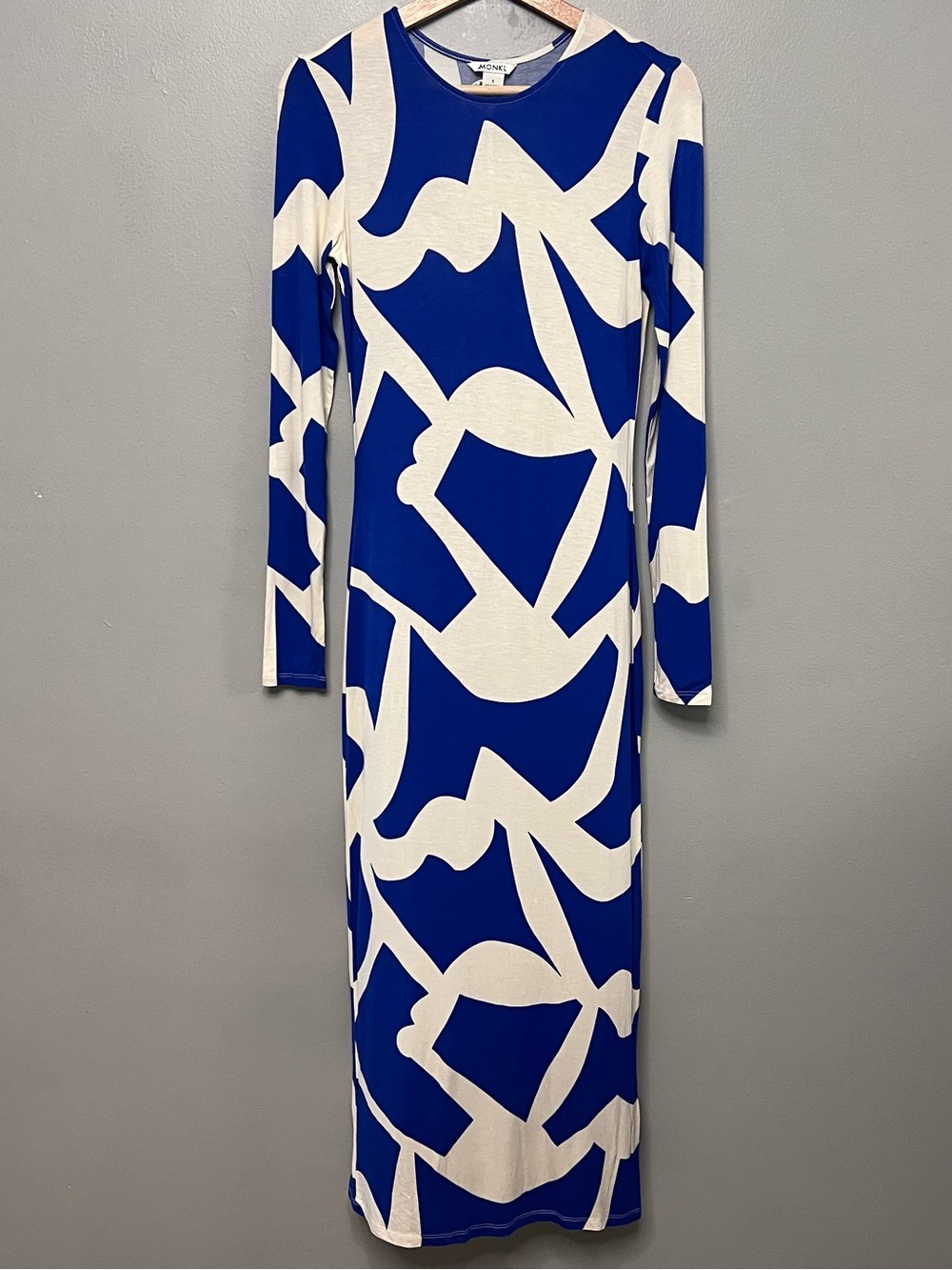 NWT Monki Blue & White Abstract Print Long Sleeve Maxi Dress Size Small Bodycon